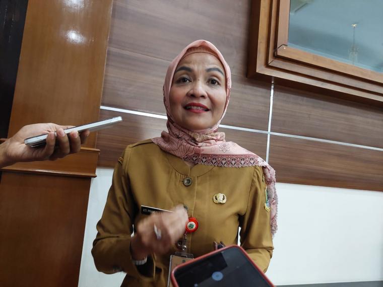 Kepala Dinkes Banten, Ati Pramudji Hastuti. (Foto: TitikNOL)