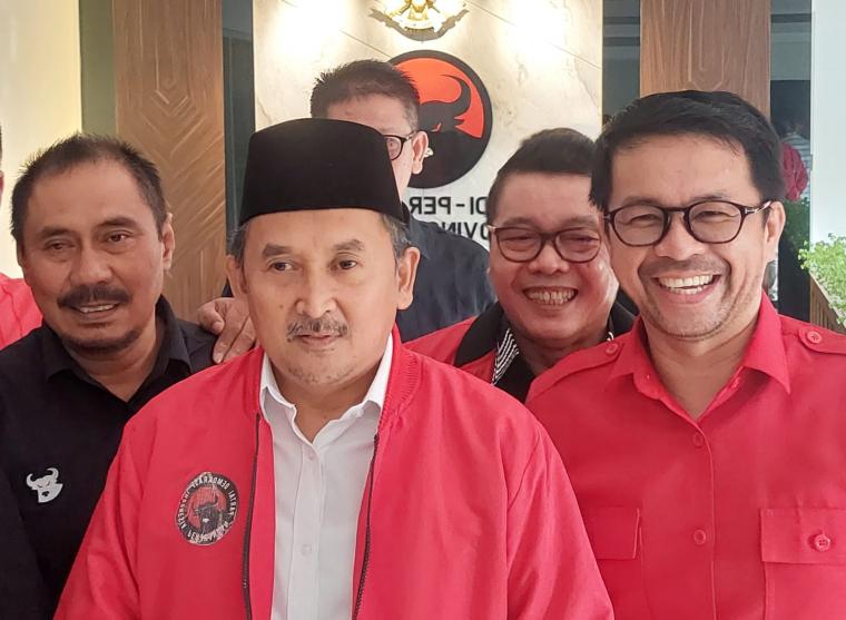 Ketua DPD PDIP Banten, Ade Sumardi (Foto: TitikNOL)