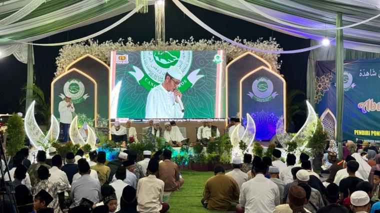 Ribuan santri saat hadiri Haul Abuya Shidiq Bin Ma'lum (dok. Ustad Ahmad Khusnun)