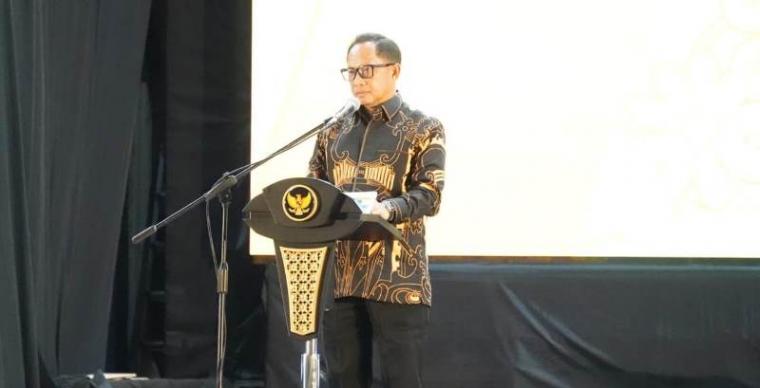 Menteri Dalam Negeri, Tito Karnavian saat menyampaikan sambutan dalam APEKSi XVII di Balikpapan. (Foto: TitikNOL)