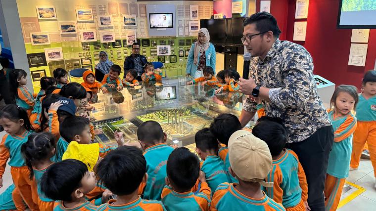 Murid TK Condrodimuko saat melakukan kunjungan ke PT PLN Indonesia Power UBP Suralaya. (Istimewa).