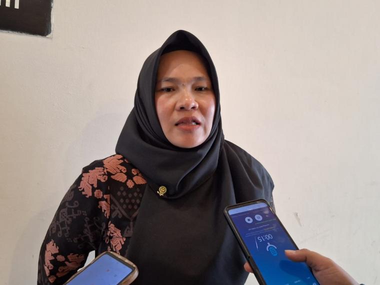 Koordinator Divisi Hukum Pencegahan Partisipasi Masyarakat dan Hubungan Masyarakat Bawaslu Cilegon, Subiah. (Foto: TitikNOL)
