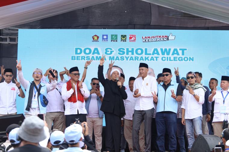 Kampanye terakhir Helldy - Alawi di Lapangan Tegal Tong, Kecamatan Citangkil, Kota Cilegon. (Foto: TitikNOL)