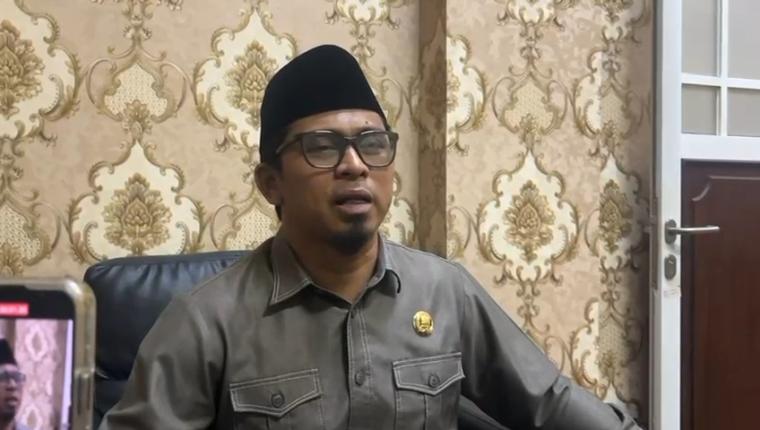 Sekertaris DPRD Kota Serang Ahmad Nuri. (Foto: TitikNOL)