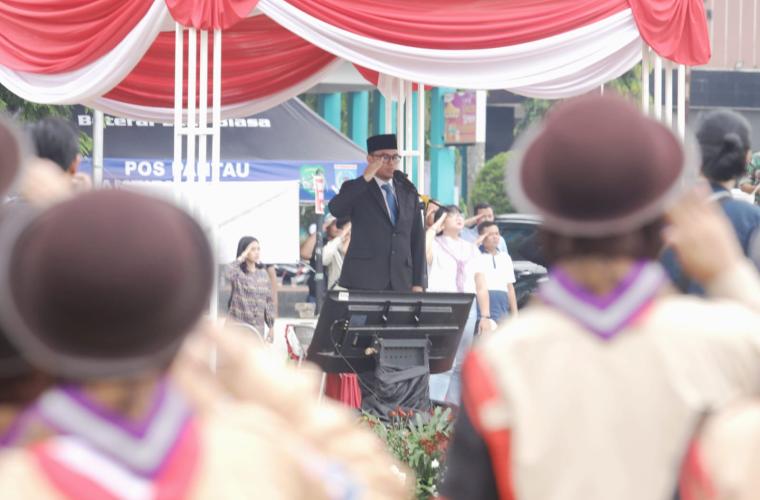 Suasana upacara Peringatan Hari Lahir Pancasila di Kecamatan Pondok Arena, Kota Tangerang Selatan (Tangsel), Minggu, 1 Juni 2025. (Foto: TitikNOL)
