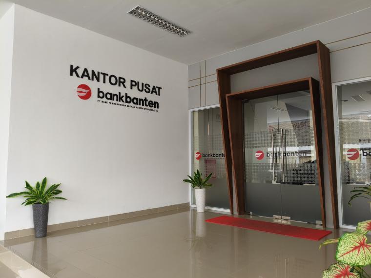 Kantor Pusat Bank Banten. (Foto: TitikNOL)