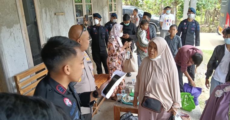 Proses evakuasi warga
