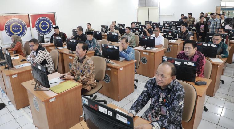 Para pejabat tinggi Pratama di Pemkot Serang mengikuti tes CACT