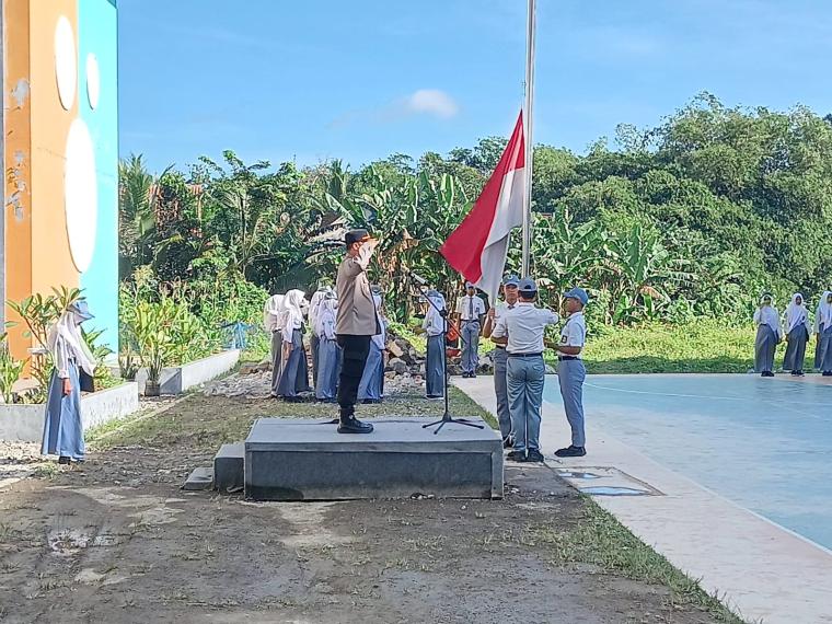 Upacara di SMKN 14 Kab Tangerang