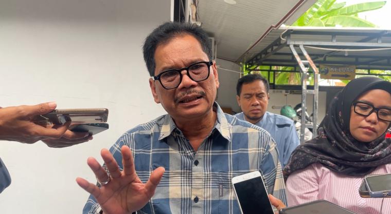Sekda Kota Serang Nanang Saefudin saat diwawancarai